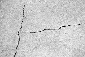 Obraz premium Cement surface crack. Caused by wrong construction.