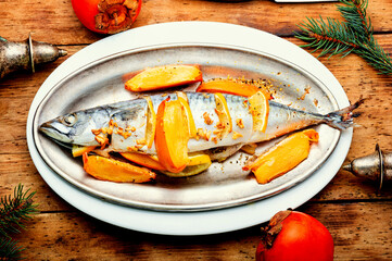 Mackerel fish baked with fruits.
