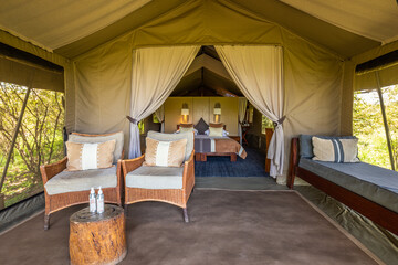Interior of a luxury room in an expensive lodge, Mara Naboisho Conservancy, Kenya. - obrazy, fototapety, plakaty