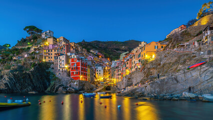Fototapeta premium Colorful cityscape of buildings over Mediterranean sea, Europe, Cinque Terre in Italy