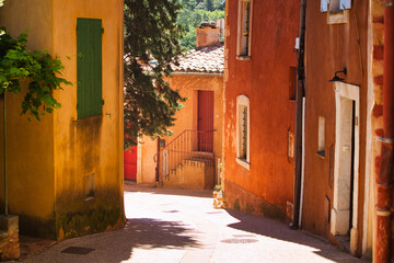Fototapeta na wymiar village, lubron, colorful, orange, ocher, window