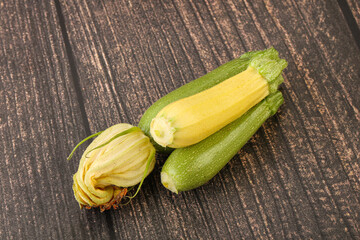 Raw baby organic zucchini heap