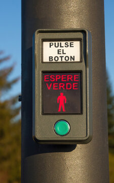 Push button to request pedestrian crossing at a traffic light 