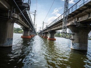 100 million pixel high-definition urban buildings and bridges