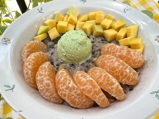 Oat over night with green tea Greek yogurt with mango and orange   