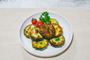 ズッキーニのパン粉焼き