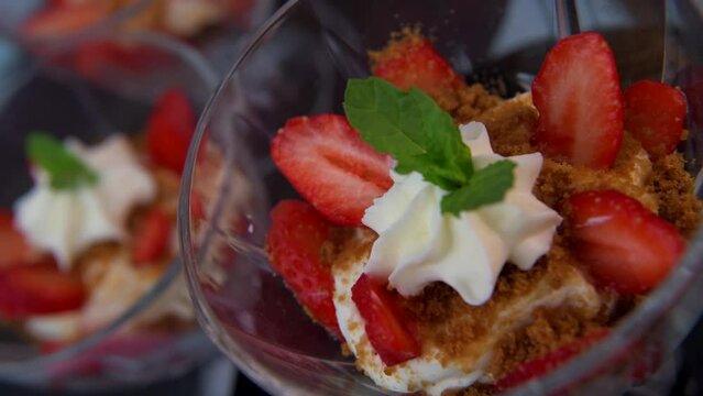 Strawberry tiramisu with mascarpone and Speculoos, High quality video