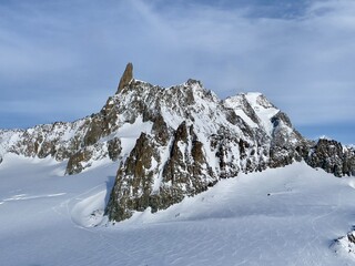 Dent du Geant, Mont Blanc, Italy  - obrazy, fototapety, plakaty