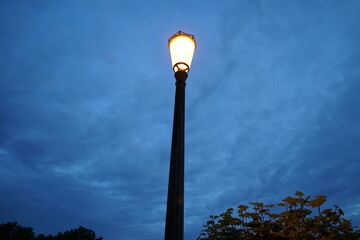 Fototapeta na wymiar street lamp in the evening