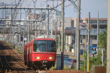 Obraz premium 初夏の名鉄電車