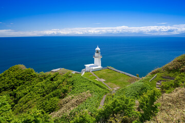 春,新緑,海,燈台,地球岬燈台,地球岬,船,北海道,室蘭市,岬,灯台,海岸,風景,景色,空,青空,晴れ