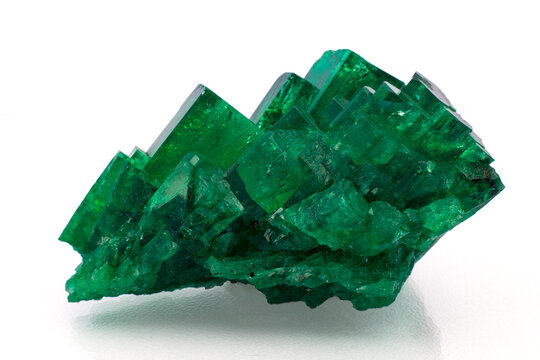 esmeraldas gigantes cristales gemas piedras preciosas emerald gemstone wtih colors stone and gem color green	