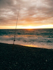 L'alba di una giornata di pesca