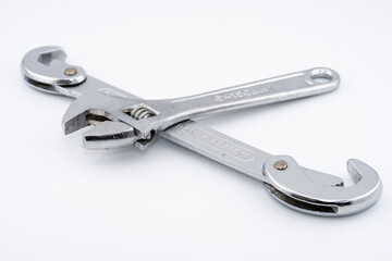 フリーレンチ　モンキーレンチ