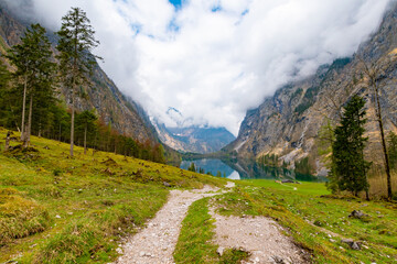 Fototapeta na wymiar View of the hiking trail towards Lake Obersee in Berchtesgaden