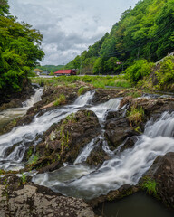 Naklejka na ściany i meble 栃木県茂木町　新緑の馬門の滝