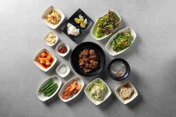 Fototapeta na wymiar Pork ribs, makguksu, beef ribs, Korean beef sashimi,noodles