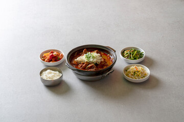 Fototapeta na wymiar Spam, duruchigi, pork ribs, grilled mackerel, Lim Yeon-soo, egg roll, Korean food
