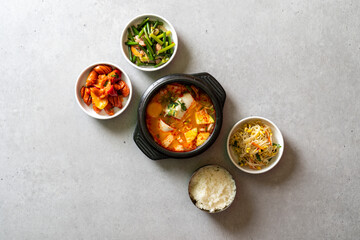 kimchi stew Budae-jjigae, kimchi-jjigae, cheonggukjang, stir-fried pork,Sausage Stew fast-fermented bean paste