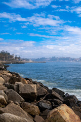 Espléndida vista del mar de Oporto desde el paseo marítimo