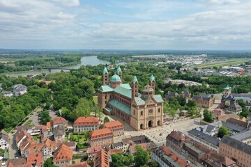 Fototapeta premium Drone Aerial Cathedral of Speyer, Drohne Luftaufnahme Dom zu Speyer, Germany