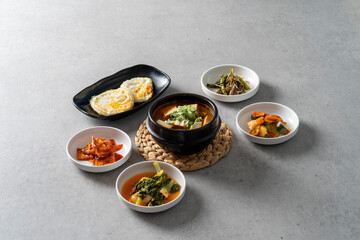 cheonggukjang, fast-fermented bean paste Old, chicken soup, fried chicken soup, spicy, steamed ribs, iron plate, stir-fried meat, Korean food, food