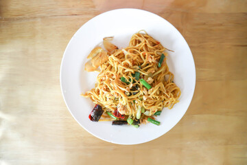 stir fried noodles with pork and vegetable