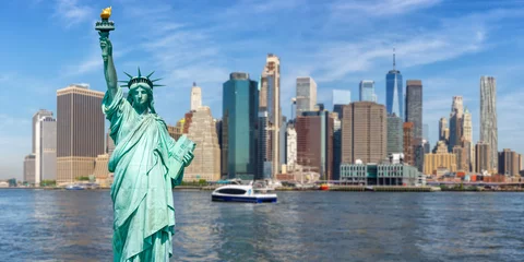 Tableau sur toile Toits de New York, la statue de la Liberté • ® - Nous vivons pour changer