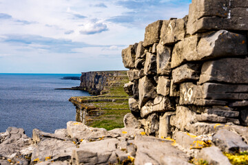 View from Dún Aonghasa (Fort Aengus) in Inis Mór or Inishmore, the largest of the Aran Islands in Galway Bay, west Ireland. 