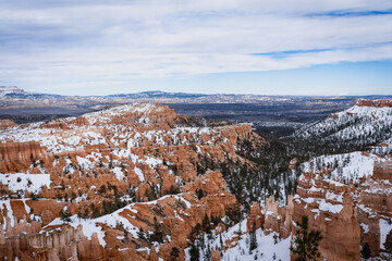 Hoodoos and trails in Bryce canyon, UT 
