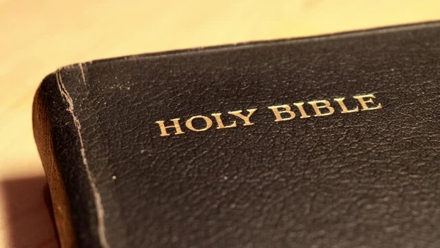 Holy Bible - Book of Old and New Testament Gospels