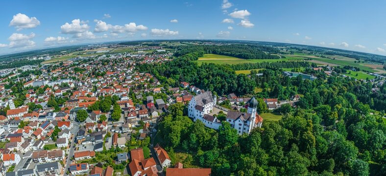 Ausblick auf Illertissen in der Region Donau-Iller