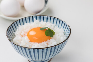 高級生卵かけごはん　　rice with egg