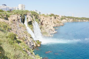 Obraz premium The impressive Duden Waterfall in Antalya, Turkey