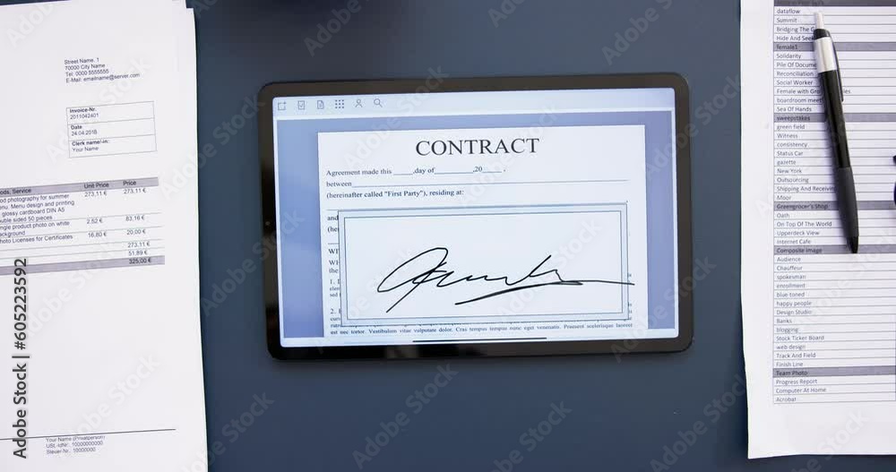 Poster contract e signature
