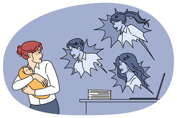 Online users blaming young mom with baby