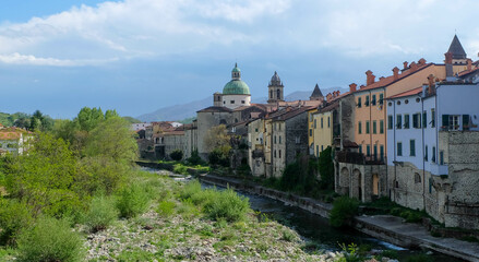 Fototapeta na wymiar Pontremoli in Italien