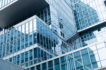 Fototapeta na wymiar Glass wall of modern office building
