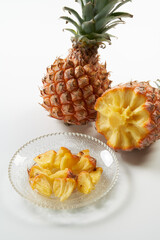 スナックパイン（ポゴール）　白背景