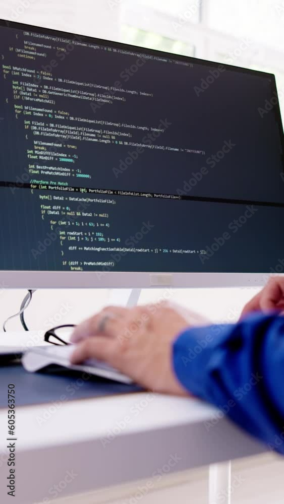 Fototapete Computer Programmer Writing Program Code On Computer