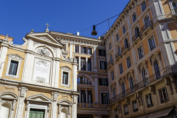 Fototapeta na wymiar Eglise dans le centre historique de Rome