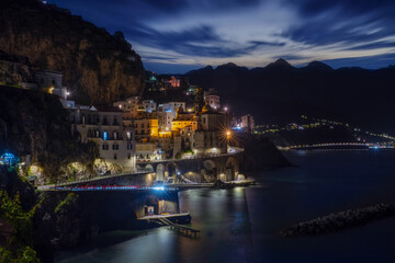 Fototapeta na wymiar Amalfi (Amalfiküste bei Nacht)