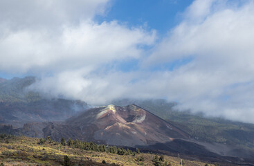 Obraz na płótnie Canvas Horizontal view of a new volcano. Cone and eruption in Canary Island. Tajogaite.