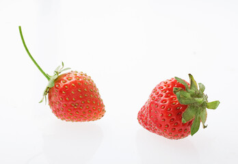 いちご　白バック　　かわいい