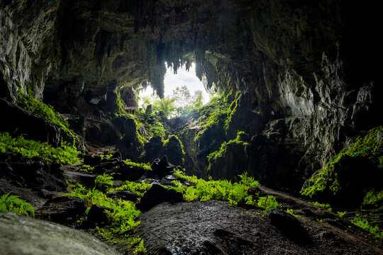 Fairy Caves, Sarawak, Borneo, Malaysia, Southeast Asia, Asia