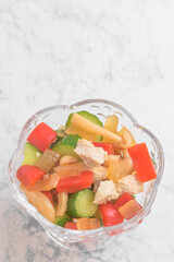 夏イメージ　冷製サラダ