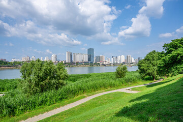 Fototapeta premium Ecological Landscape of Urban Green Space in Xiangjiang Scenic Belt, Zhuzhou, China