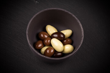 almonds in chocolate