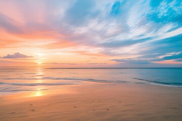 Fototapeta na wymiar 朝焼けの美しい彩雲と浜辺の風景