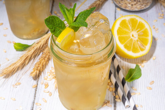  Barley Orzo Lemonade, Alternative Trendy Sour Cold Drink With Barley Water, Lemon Juice And Crushed Ice